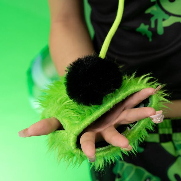 NEW ACDC RAG x Gloomy Bear x Sophie Powers Jelly Green Faux Fur Hat - Picture 6 of 7